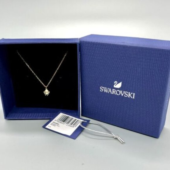 Swarovski Crystal Jewelry Pendant DICE Gold Tone Plated with Gift Box - Picture 2 of 8